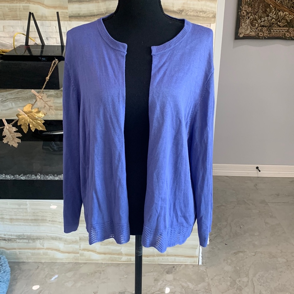 Loft Purple/Blue Button Less Cardigan. Size XL (922)